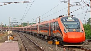 Railway Minister Ashwini Vaishnaw to flag off extended Srinagar-Katra Vande Bharat Express service