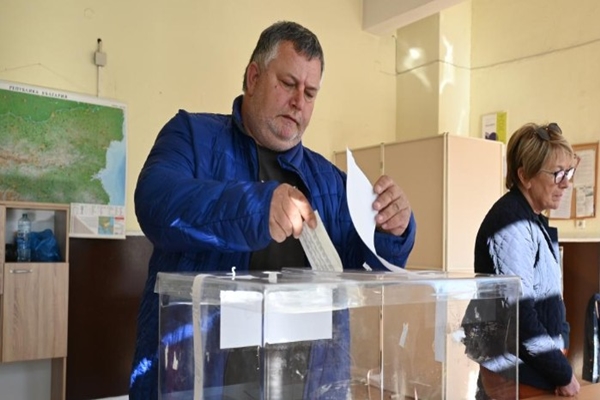 Bulgaria Holds Eighth Parliamentary Election After Mass Protests