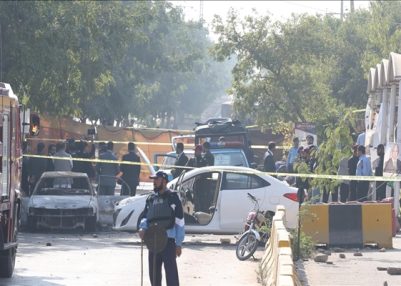 Pakistan: 5 killed, 13 injured in suicide car bomb attack