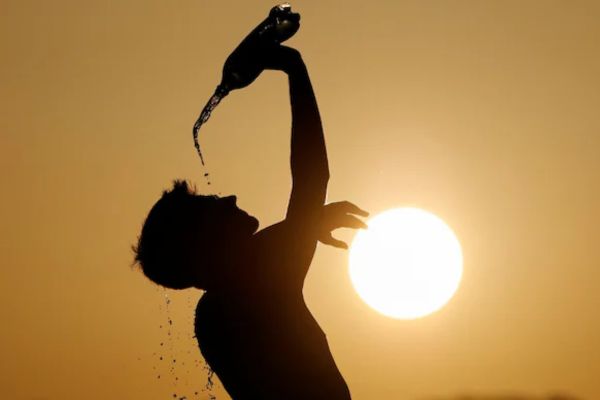 Gujarat reels under severe heatwave; Ahmedabad hits 44.8°C, IMD issues orange alert