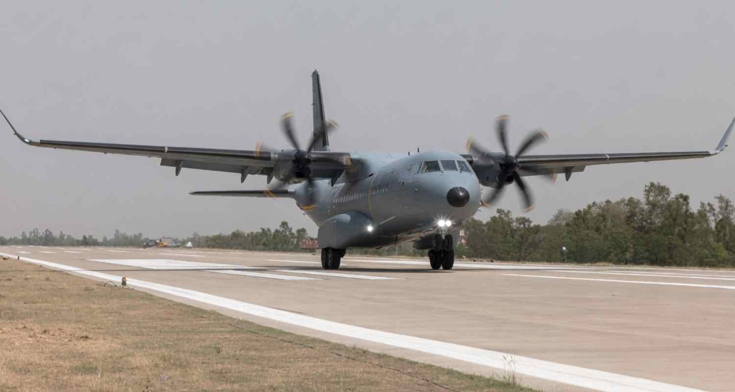 UP: IAF conducts take-off and landing exercise on Purvanchal Expressway