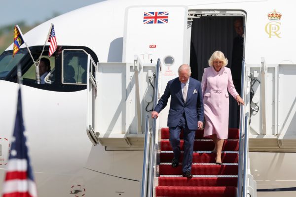 Britain’s King Charles, Queen Camilla arrive in US; welcomed by President Trump