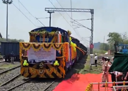 First coal railway rake from Gare Palma Sector-2 coal mine reaches Koradi Thermal Power Station 