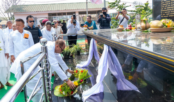Manipur CM Yumnam Khemchand Singh unveils memorial stone for 1943 Japanese bombing victims