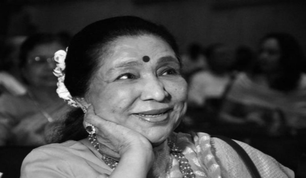 Tributes pour in following demise of Padma Vibhushan awardee Asha Bhosle