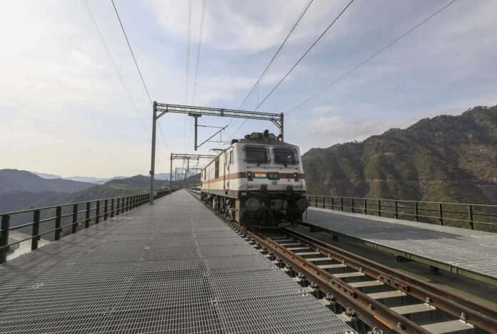 Northern Railway to run Joint Parcel Product-Rapid Cargo Service train from Delhi to Budgam for Kashmir traders
