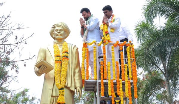 एनडीए सरकार फुले के आदर्शों को आगे बढ़ाने के लिए प्रतिबद्ध: नागर विमानन मंत्री नायडू