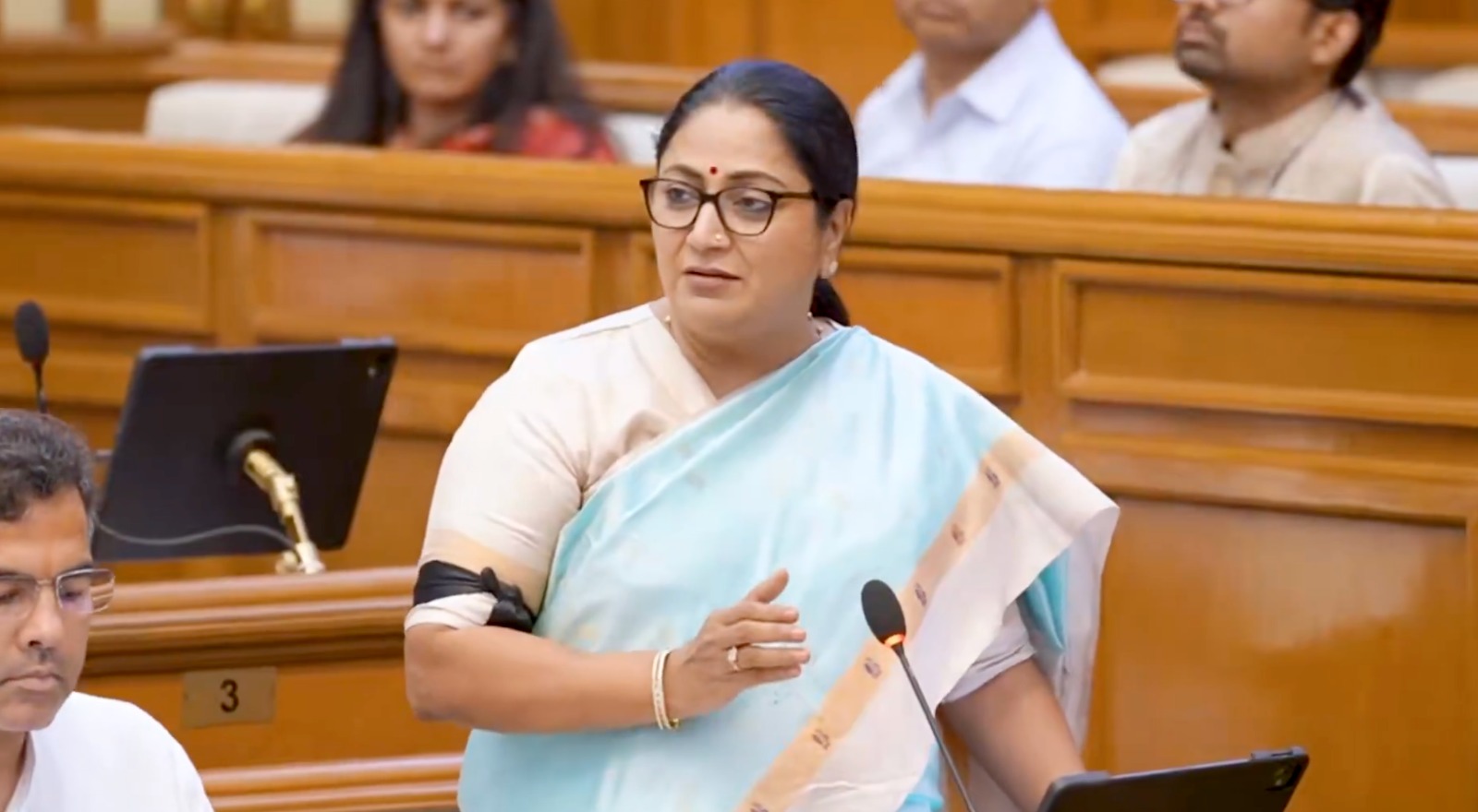 Delhi CM Rekha Gupta moves resolution on Nari Shakti Vandan Adhiniyam in Assembly