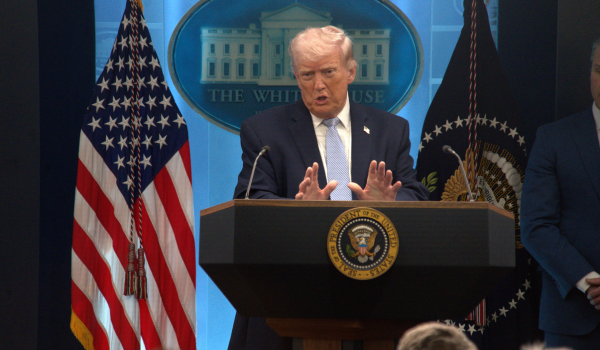 US President Trump asks American Navy to prevent ships from entering or leaving Strait of Hormuz 