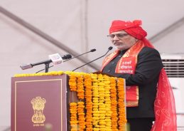Vice-President Calls Upon Students to Think Critically, Act Ethically at Rajasthan University Convocation