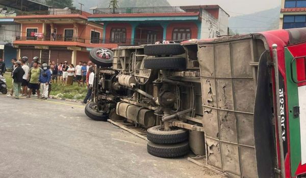 Nepal: 2 dead, 29 injured in Bus accident