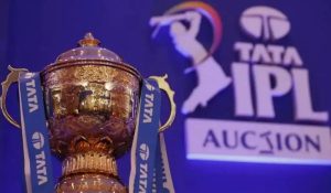 আহমেদাবাদের নরেন্দ্র মোদী স্টেডিয়ামে IPL ক্রিকেট ম্যাচে আজ গুজরাট টাইটানস, চেন্নাই সুপার কিংসের বিরুদ্ধে খেলবে।