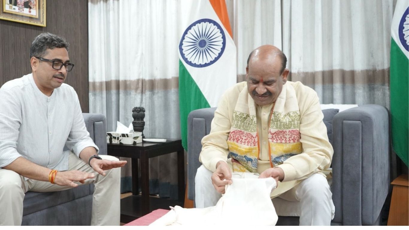 कोटा डोरिया केवल एक कपड़ा नहीं, बल्कि हाड़ौती क्षेत्र की पहचान है-लोकसभा अध्यक्ष ओम बिरला