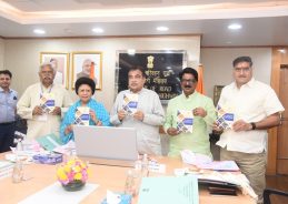 Use of Hindi should expand with technology & digital platforms, says Union Minister Nitin Gadkari