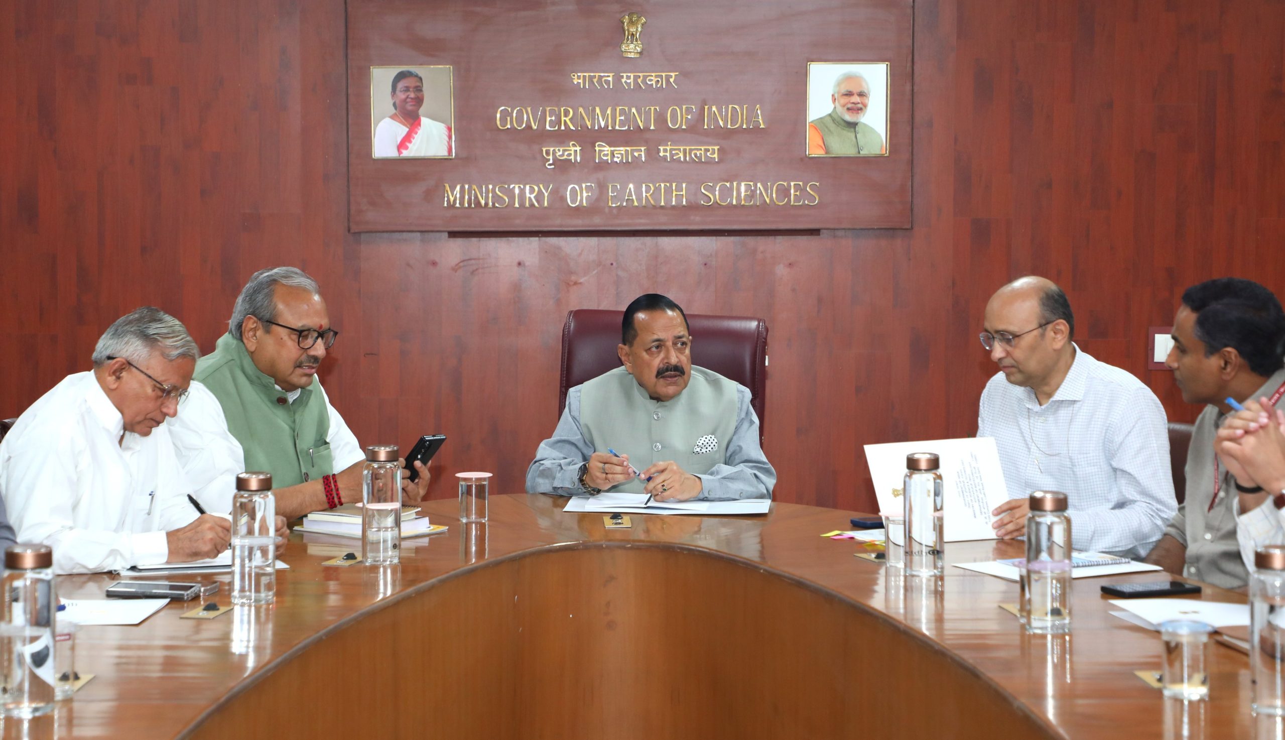 Science & Technology Minister Jitendra Singh reviews preparations for Swachh Sagar, Surakshit Sagar campaign