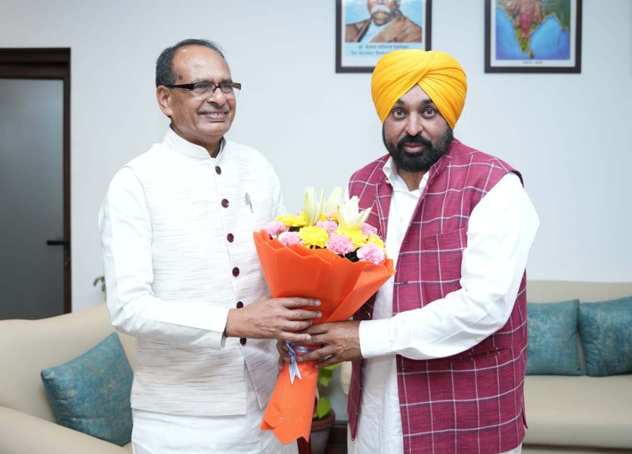 पंजाब के मुख्यमंत्री भगवंत मान ने नई दिल्ली में केंद्रीय मंत्री शिवराज चौहान से मुलाकात की