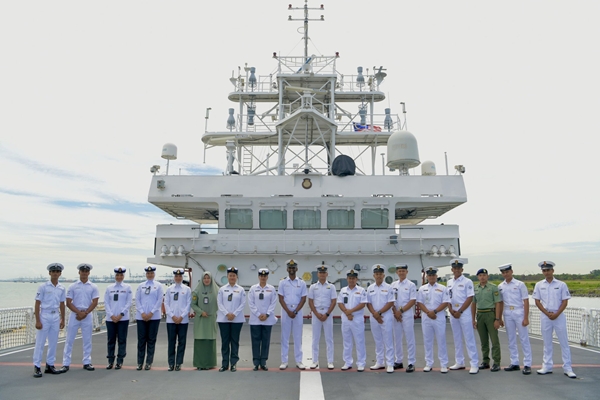 INS Sagardhwani departs from Port Klang after successful engagement with Royal Malaysian Navy