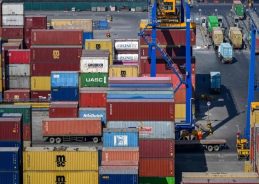 India’s total exports of merchandise and services register robust growth of 13.6 %