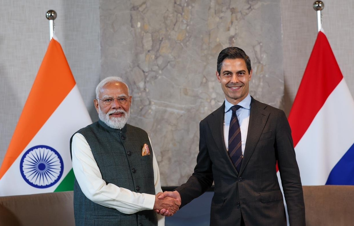 प्रधानमंत्री नरेंद्र मोदी और नीदरलैंड्स के प्रधानमंत्री के बीच विचार विमर्श के बाद दोनों देशों ने संबंधों को रणनीतिक साझेदारी के स्तर तक बढ़ाने पर सहमति व्यक्त की