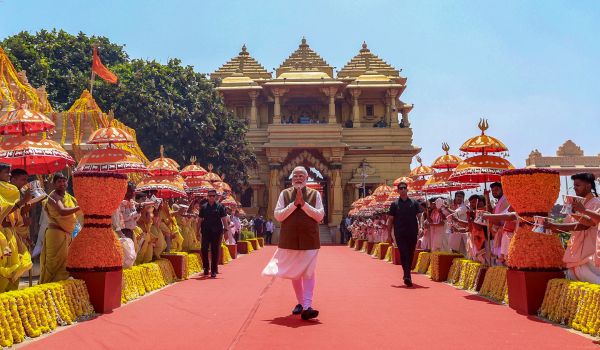 PM Modi performs Mahapuja at Somnath Temple on the completion of 75 years of the temple’s restoration