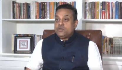 प. बंगाल की निवर्तमान मुख्यमंत्री ममता बनर्जी का इस्तीफा न देने से जुड़ा बयान, लोकतंत्र और संविधान पर हमला: भाजपा