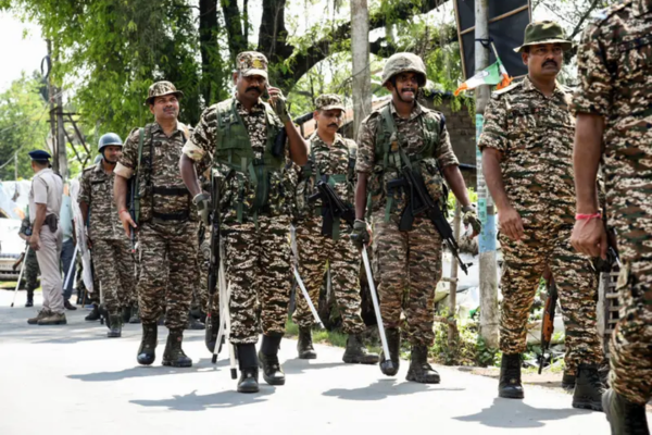 मतगणना से पहले चुनाव आयोग ने पश्चिम बंगाल में अतिरिक्त पुलिस और मतगणना पर्यवेक्षक तैनात किए