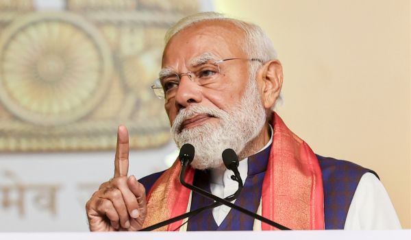 प्रधानमंत्री मोदी ने एक वर्ष तक सोना नहीं खरीदने, ईंधन की खपत कम करने और विदेशी मुद्रा संरक्षित करने का आग्रह किया