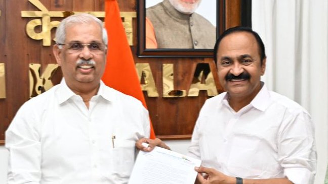 Congress leader VD Satheesan to sworn-in as CM of Keralam today