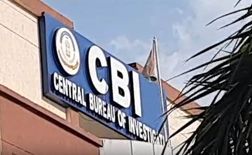 শুভেন্দু অধিকারীর আপ্তসহায়ক চন্দ্রনাথ রথ হত্যার ঘটনায় তদন্ত করবে কেন্দ্রীয় তদন্তকারী সংস্থা, সিবিআই।