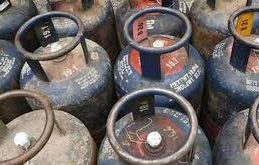 Commercial LPG Cylinders prices hiked by Rs 993