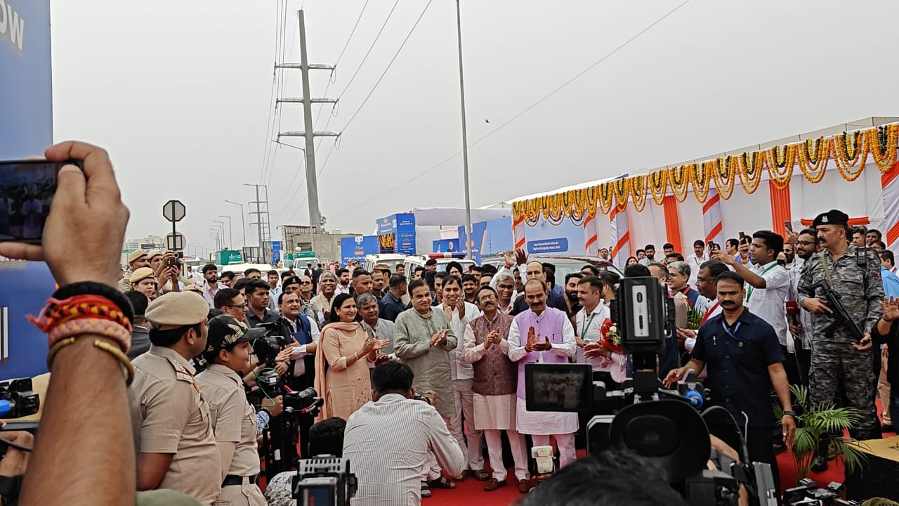 Union Minister Nitin Gadkari inaugurates MLFF barrier-less toll system in Delhi