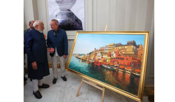 PM Modi lauds Italian painter Giampaolo Tomassetti for his work on Indian culture