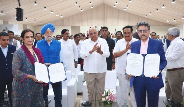 Third Vibrant Gujarat Regional Conference commences in Surat