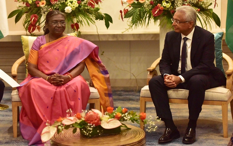 Prez Murmu addresses gathering at Port Louis in Mauritius; Says, India will continue to work closely with Mauritius - Vimarsana News